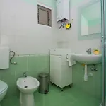 Getaway House-one Bedroom With Terrace And Sea View