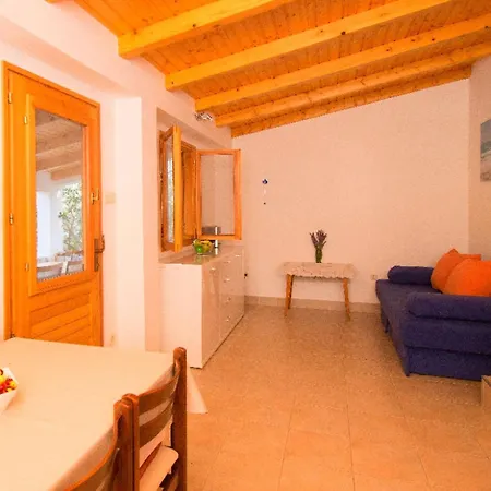 Getaway House-one Bedroom With Terrace And Sea View *