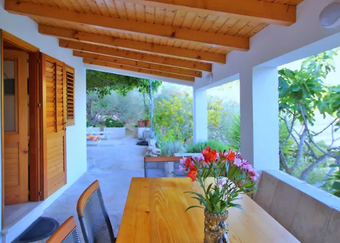 Getaway House-one Bedroom With Terrace And Sea View * Vela Luka