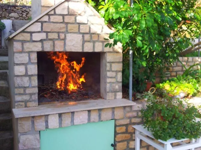 Getaway House-one Bedroom With Terrace And Sea View * Vela Luka